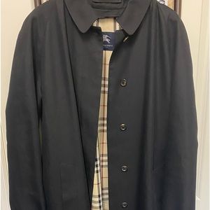 Burberry Women’s trench coat